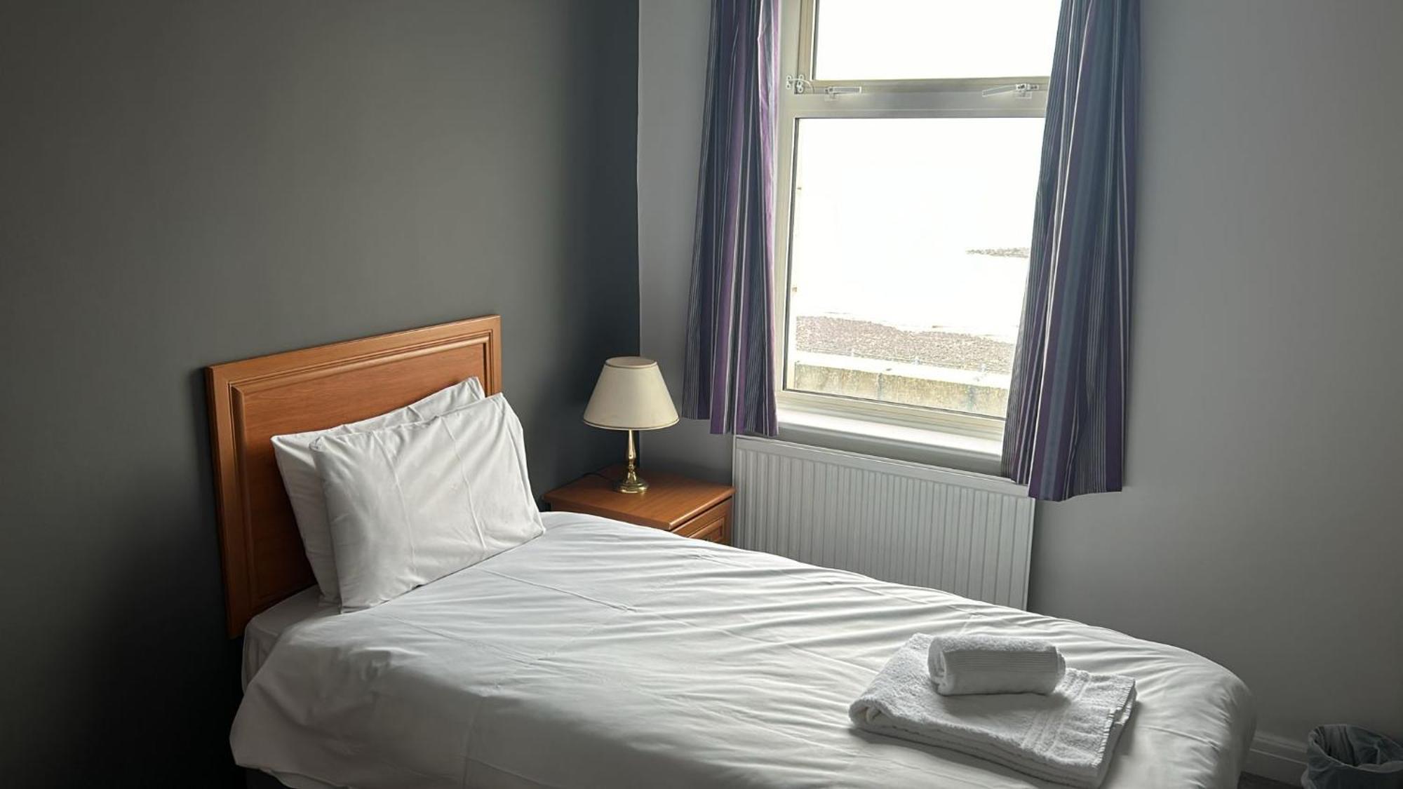 The Strathmore Hotel Morecambe Extérieur photo
