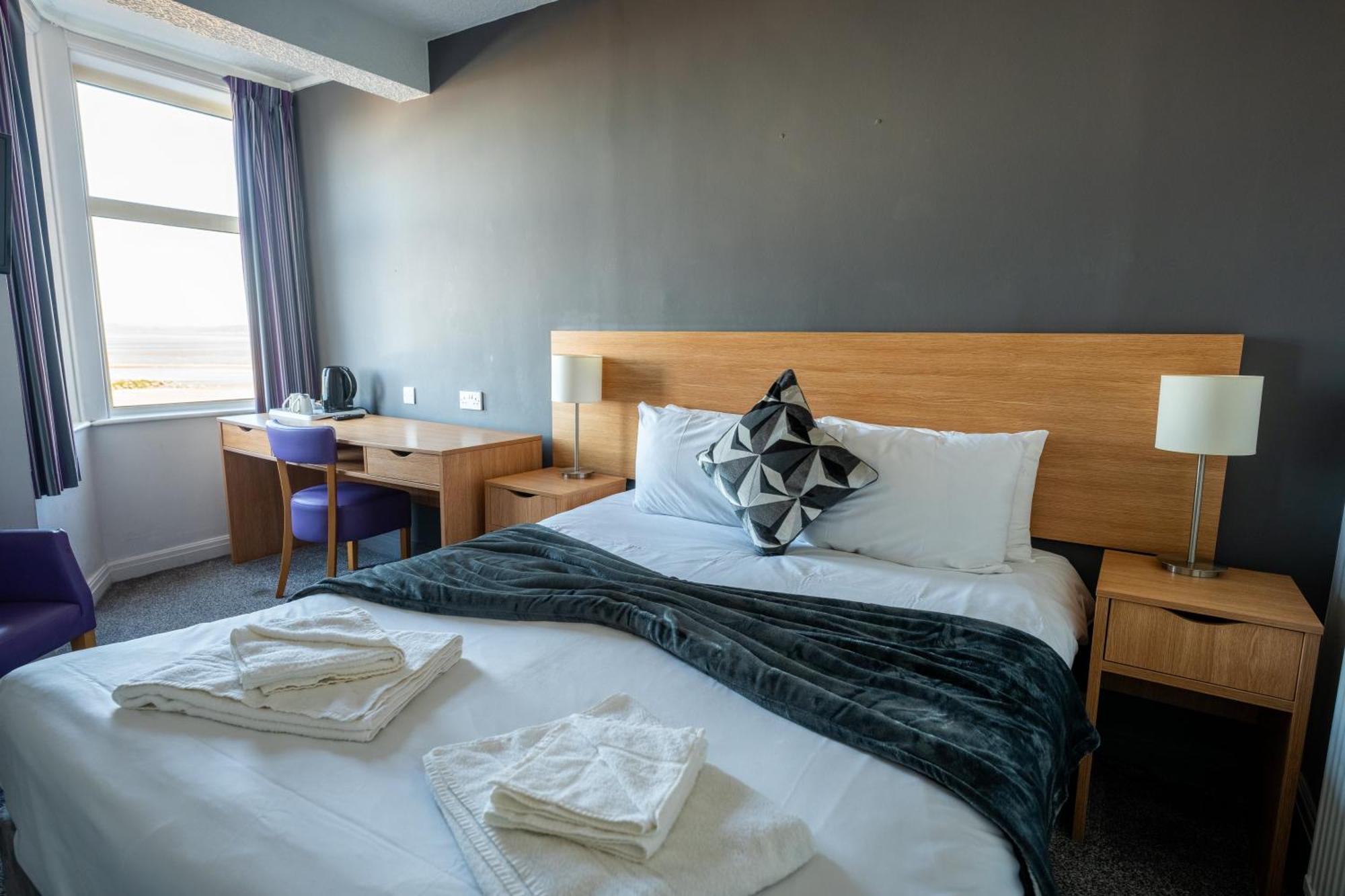 The Strathmore Hotel Morecambe Extérieur photo