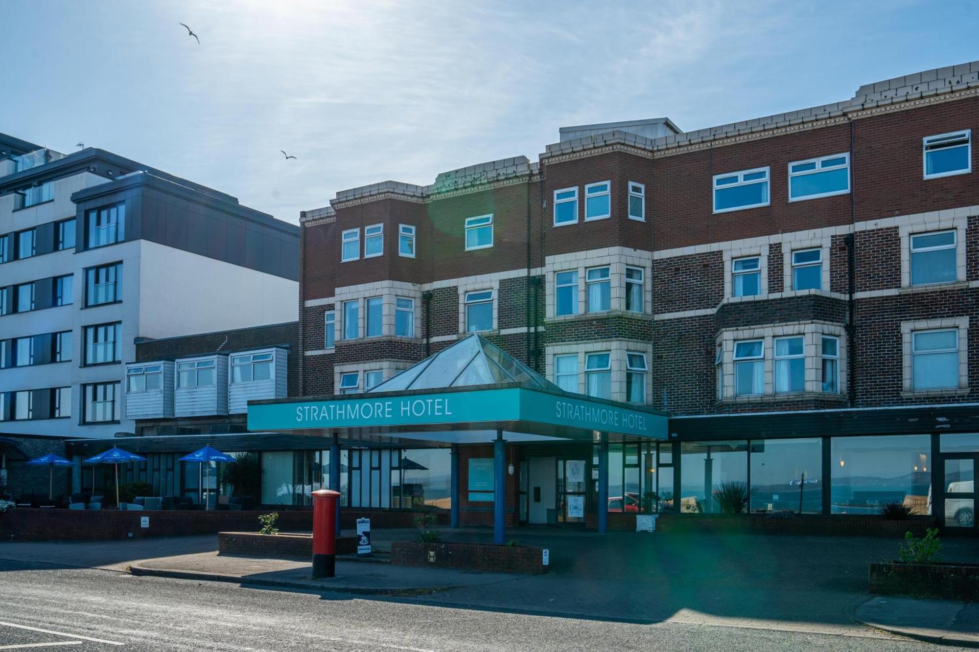 The Strathmore Hotel Morecambe Extérieur photo